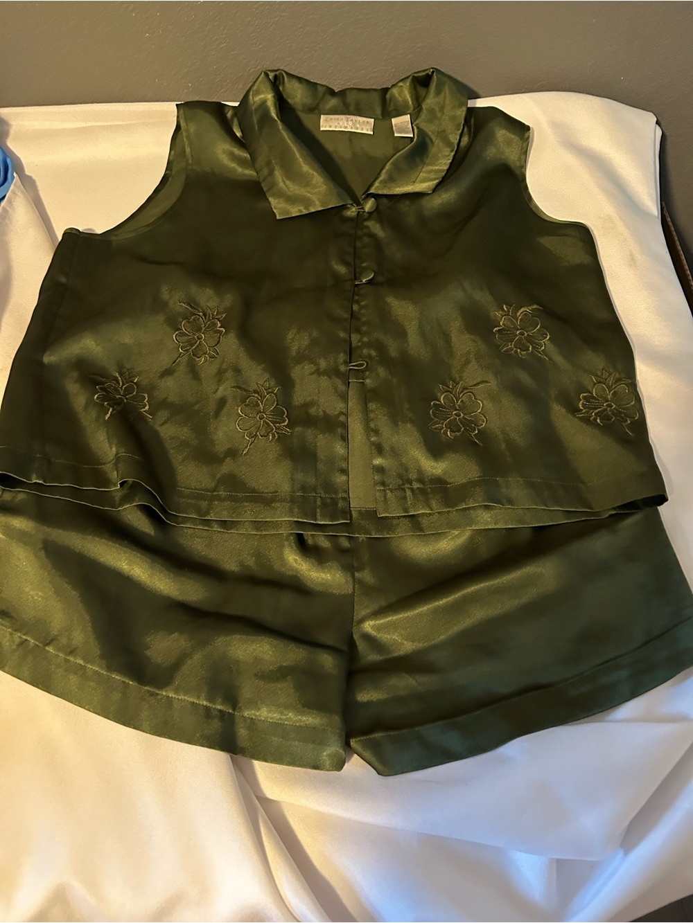 Ericka Taylor Intimates Olive Green Satin Two-Piece Sleep Set